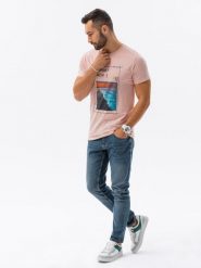 T-shirt męski z nadrukiem - różowy V15B - Rozmiar: XXL. Czerwone t-shirty męskie Ombre Clothing, m, bez wzorów, z bawełny, bez kołnierzyka, bez ramiączek. W wyprzedaży za 29.99 zł.
