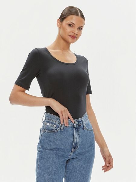 Gant T-Shirt 4203491 Czarny Slim Fit. Czarne t-shirty damskie GANT, xs, bez wzorów, z bawełny, bez kołnierzyka, bez ramiączek. Za 139.99 zł.