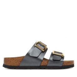Klapki Birkenstock. Czarne klapki damskie Birkenstock, bez wzorów, bez obcasa, bez zapięcia. Za 509.99 zł.