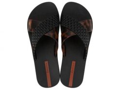 Klapki damskie Ipanema Sense Slide. Czarne klapki damskie Ipanema, na lato, bez wzorów, z materiału, casualowe, bez obcasa, bez zapięcia. Za 83.99 zł.