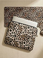 Torba na laptopa w panterkę - brązowy. Brązowe torby na laptopa damskie Sinsay, bez wzorów. Za 27.99 zł.