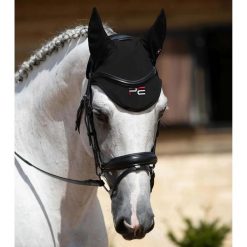Czapka z muchą dla koni Premier Equine Atlas. Czarne czapki damskie PREMIER EQUINE, bez wzorów, z materiału, eleganckie. Za 251.00 zł.