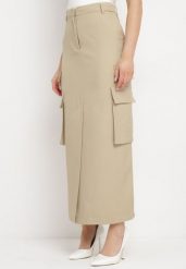Beżowa Spódnica w Stylu Utility z Kieszeniami i Rozcięciem na Przodzie Temari. Brązowe spódnice damskie Born2be, na co dzień, l, bez wzorów, eleganckie, z podwyższonym stanem, maxi, koszulowe. Za 139.99 zł.