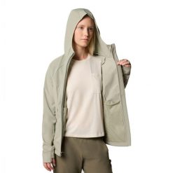 Kurtka softshellowa damska Columbia Sweet As III z kapturem. Zielone kurtki sportowe damskie Columbia, m, bez wzorów, z softshellu, bez ramiączek, z kapturem, trekkingowe. Za 329.99 zł.