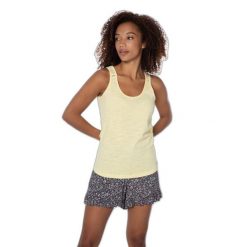 Damski tank top Protest Prtbeccles. Żółte topy damskie Protest, xs, bez wzorów, z koronki, sportowe, bez kołnierzyka, bez ramiączek. W wyprzedaży za 89.90 zł.