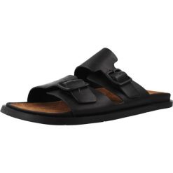 Sandały CAMPER CRUISE LLUCSAND Czarny. Czarne sandały damskie Camper, bez wzorów, ze skóry, bez obcasa, bez zapięcia. Za 538.88 zł.