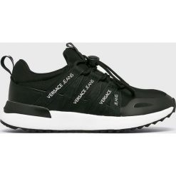 Versace Jeans - Buty. Czarne obuwie sportowe damskie Versace Jeans, bez wzorów, z jeansu, bez zapięcia. W wyprzedaży za 349.90 zł.