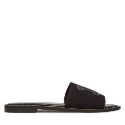 Klapki Max Mara. Czarne klapki damskie Max Mara, bez wzorów, bez obcasa, bez zapięcia. Za 969.99 zł.