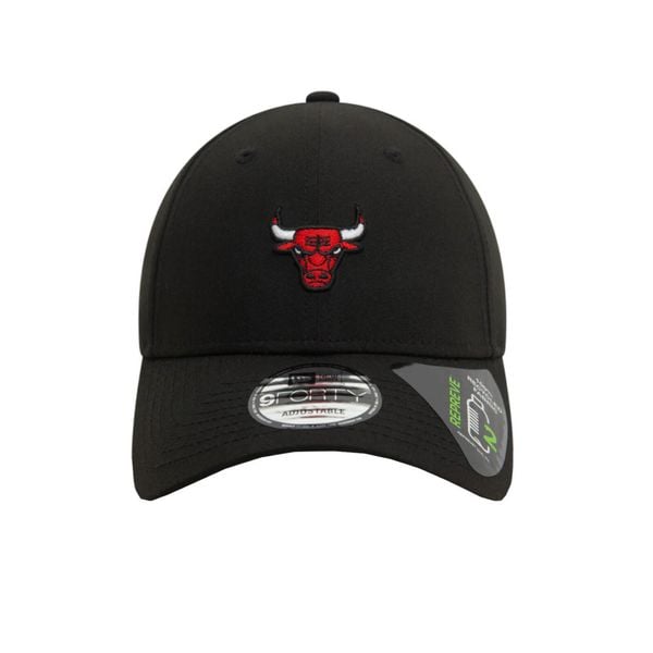 Czapka z daszkiem Chicago Bulls Repreve Mini Logo 9Forty. Czarne czapki damskie New Era, bez wzorów. Za 132.00 zł.
