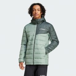 Kurtka Terrex Multi Light Down Hooded. Zielone kurtki męskie Adidas, m, bez wzorów, z materiału, sportowe, bez kaptura. W wyprzedaży za 556.35 zł.