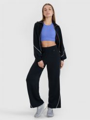 4F Spodnie dresowe z modalem damskie 4F x Anna Lewandowska - czarne L. Czarne spodnie dresowe damskie 4F, bez wzorów, z dresówki, eleganckie. Za 149.99 zł.