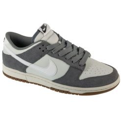 Buty sportowe Sneakersy męskie, Dunk Low Retro SE. Szare buty sportowe męskie Nike, bez wzorów, bez zapięcia, trekkingowe. Za 569.99 zł.