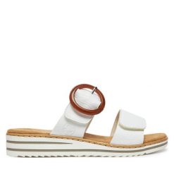 Klapki Rieker. Białe klapki damskie Rieker, bez wzorów, bez obcasa, bez zapięcia. Za 279.99 zł.