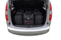 Torby Do Bagażnika Skoda Roomster 2006-2015 4Szt Kjust. Czarne torby podróżne damskie KJUST, bez wzorów, z kauczuku. Za 1,203.00 zł.