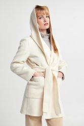 Płaszcz damski wełniany Falena MARELLA. Płaszcze damskie Marella, bez wzorów, z wełny, bez kołnierzyka, bez kaptura. W wyprzedaży za 1,763.40 zł.