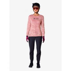 Bluza rowerowa damska Fox Ranger Tru Dri LS Jersey. Czerwone bluzy damskie FOX, bez wzorów, z jersey, sportowe, bez ramiączek, bez kaptura. Za 313.49 zł.