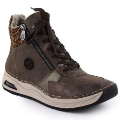 Botki damskie z panterką brązowe Rieker 44565-25. Brązowe botki damskie Rieker, bez wzorów, ze skóry ekologicznej, bez obcasa, bez zapięcia. Za 259.35 zł.