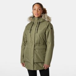 Parka dla kobiet Helly Hansen Coastal. Zielone parki damskie Helly Hansen, na zimę, bez wzorów, bez kaptura. W wyprzedaży za 1,053.50 zł.