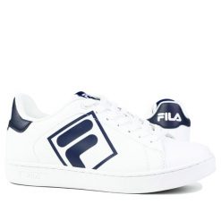 Buty męskie trampki sportowe Fila COURTBAY LOGO. Białe buty sportowe męskie Fila, bez wzorów, casualowe, bez zapięcia. W wyprzedaży za 169.00 zł.
