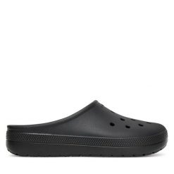 Klapki Crocs. Czarne klapki damskie Crocs, bez wzorów, bez obcasa, bez zapięcia. Za 149.99 zł.