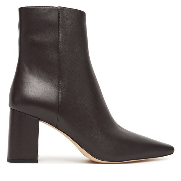 Botki MICHAEL Michael Kors. Brązowe botki damskie MICHAEL Michael Kors, bez wzorów, bez obcasa, na słupku, bez zapięcia. Za 629.99 zł.