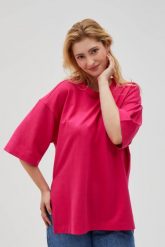 Bluza oversize fuksjowa. Bluzy damskie MOODO, l, bez wzorów, z bawełny, bez ramiączek, bez kaptura. W wyprzedaży za 49.99 zł.