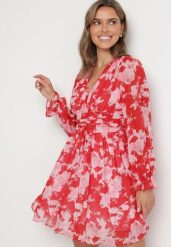 Czerwona Sukienka Rozkloszowana w Kwiaty Aclia. Czerwone sukienki damskie Born2be, na imprezę, l, bez wzorów, bez kołnierzyka, bez ramiączek, mini, rozkloszowane. Za 129.99 zł.