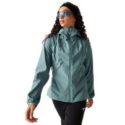 Damska Kurtka Wodoodporna Breathe Easy. Zielone kurtki sportowe damskie Dare 2B, xs, bez wzorów, z materiału, bez ramiączek, z kapturem, trekkingowe. Za 223.99 zł.