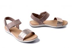 GEOX D S.VEGA F D02R6F 09ACF C5004 sand, sandały damskie. Brązowe sandały damskie Geox, bez wzorów, bez obcasa, bez zapięcia. Za 343.92 zł.