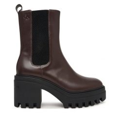 Botki Calvin Klein. Brązowe botki damskie Calvin Klein, bez wzorów, bez obcasa, na słupku, bez zapięcia. Za 699.99 zł.