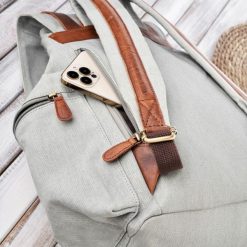 PLECAK MĘSKI DO PRACY SZKOLNY MŁODZIEŻOWY POJEMNY PAOLO PERUZZI SI-02-BU. Brązowa plecaki męskie bez wzorów, z materiału, biznesowe. Za 218.00 zł.