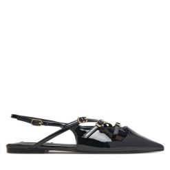 Sandały Steve Madden. Czarne sandały damskie Steve Madden, bez wzorów, bez obcasa, na płaskiej podeszwie, bez zapięcia. Za 329.99 zł.