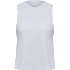 Damski tank top Hummel Mt Vanja. Białe topy damskie Hummel, bez wzorów, sportowe, bez kołnierzyka, bez ramiączek. Za 196.00 zł.