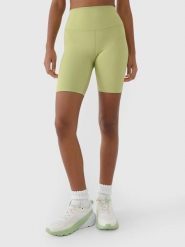 SPODENKI DAMSKIE 4F TRENINGOWE LEGGINSY KRÓTKIE KOLARKI KOLOR ZIELONY. Zielone legginsy damskie 4F, bez wzorów, z materiału. Za 99.99 zł.