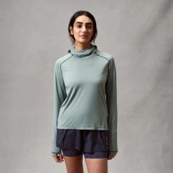 Bluza damska z kapturem Endura AllTrack Roam. Szare bluzy damskie ENDURA, xl, bez wzorów, z tkaniny, bez ramiączek, z kapturem. Za 493.00 zł.