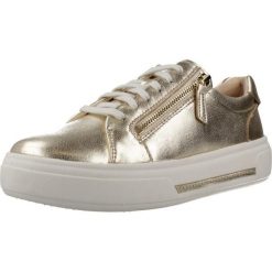 Buty CLARKS 26185916C Złoty. Żółte obuwie trekkingowe damskie Clarks, ze skóry, bez zapięcia. Za 440.99 zł.