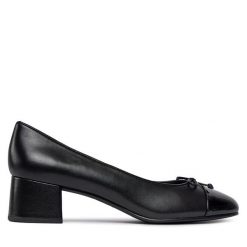 Czółenka Tory Burch. Czarne czółenka damskie Tory Burch, bez wzorów, bez obcasa, bez zapięcia. Za 1,409.00 zł.
