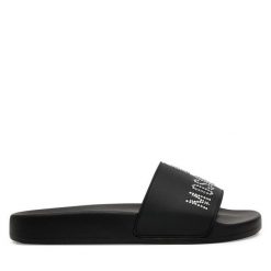 Klapki LOVE MOSCHINO. Czarne klapki damskie Love Moschino, bez wzorów, bez obcasa, bez zapięcia. Za 649.99 zł.