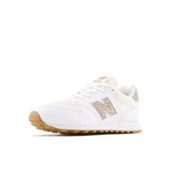 Buty sportowe damskie New Balance GW500LW2. Obuwie sportowe damskie New Balance, bez wzorów, z gumy, bez zapięcia, trekkingowe. W wyprzedaży za 249.99 zł.