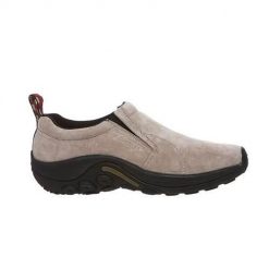 Buty do chodzenia męskie Merrell Jungle Moc. Brązowe buty sportowe męskie Merrell, bez wzorów, z materiału, bez zapięcia, trekkingowe. Za 472.00 zł.