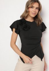 Czarna Bluzka z Wiskozą o Asymetrycznym Kroju z Marszczeniem i Kwiatową Broszką Avelbia. Czarne bluzki damskie Born2be, m, bez wzorów, z jeansu, eleganckie, z asymetrycznym kołnierzem, bez ramiączek. Za 64.99 zł.