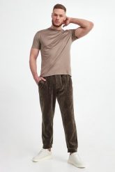 Spodnie dresowe męskie welurowe EMPORIO ARMANI. Spodnie sportowe męskie Emporio Armani, m, bez wzorów, z dresówki. W wyprzedaży za 1,175.20 zł.