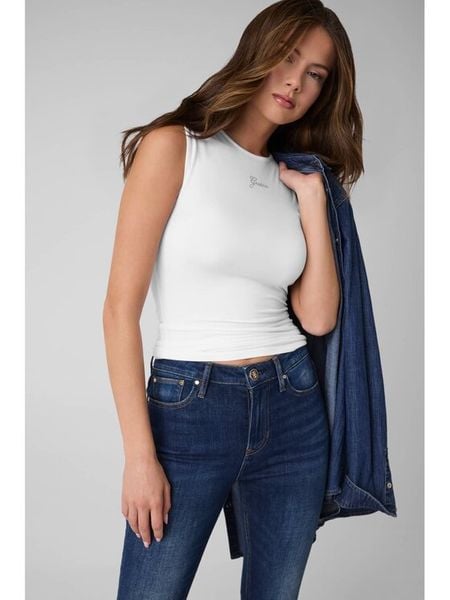 Guess Top 183556 Biały Classic Fit. Białe topy damskie Guess, m, z aplikacjami, bez kołnierzyka, bez ramiączek. Za 174.99 zł.