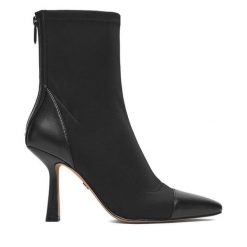 Botki Nine West. Czarne botki damskie Nine West, bez wzorów, bez obcasa, na szpilce, bez zapięcia. Za 219.99 zł.