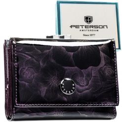 Portfel damski Peterson PTN PS15-09-FDS fioletowy. Fioletowe portfele damskie Peterson, ze skóry. Za 104.99 zł.