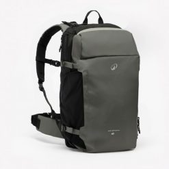 Plecak trekkingowy Forclaz Travel 500 40 litrów Organizer. Czarne plecaki męskie FORCLAZ, bez wzorów, z poliesteru. Za 299.99 zł.
