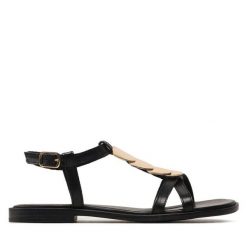 Sandały Lasocki. Czarne sandały damskie Lasocki, bez wzorów, bez obcasa, na płaskiej podeszwie, bez zapięcia. Za 159.99 zł.