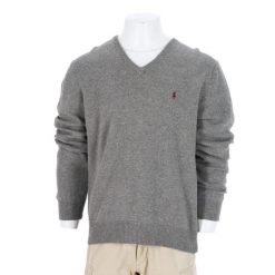 Second life - Polo Ralph Lauren sweter męski z dekoltem w serek - Jak nowy. Szare swetry męskie Ralph Lauren, l, bez wzorów, eleganckie, bez kołnierzyka, bez ramiączek. Za 212.96 zł.