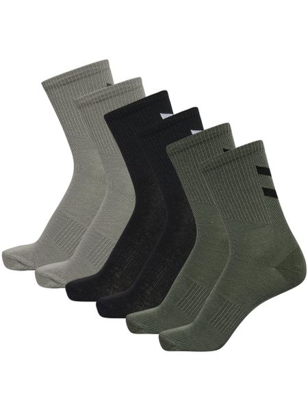 Skarpetki Hummel Chevron (x6). Czarne skarpetki damskie Hummel, bez wzorów, z bawełny. Za 120.00 zł.