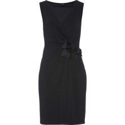 Sukienka shirtowa Premium bonprix czarny. Czarne sukienki damskie bonprix, bez wzorów, bez kołnierzyka, bez ramiączek, dopasowane. Za 109.99 zł.